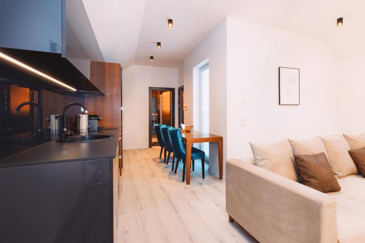 Loft Suite Im Modernen Style In シェルディング エクステリア 写真