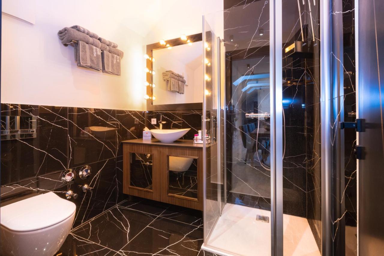 Loft Suite Im Modernen Style In シェルディング エクステリア 写真