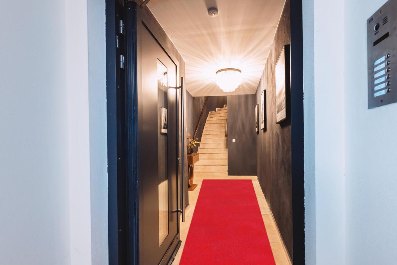 Loft Suite Im Modernen Style In シェルディング エクステリア 写真