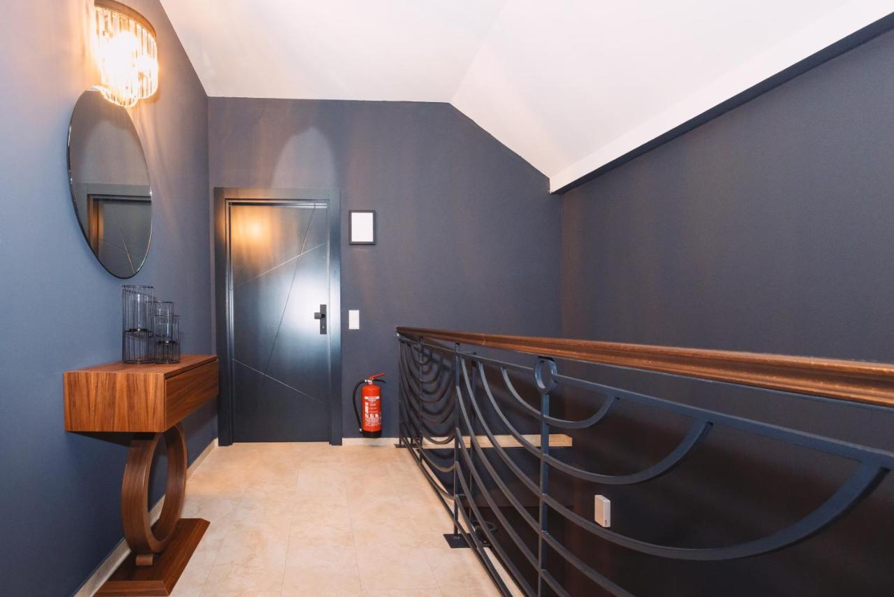 Loft Suite Im Modernen Style In シェルディング エクステリア 写真