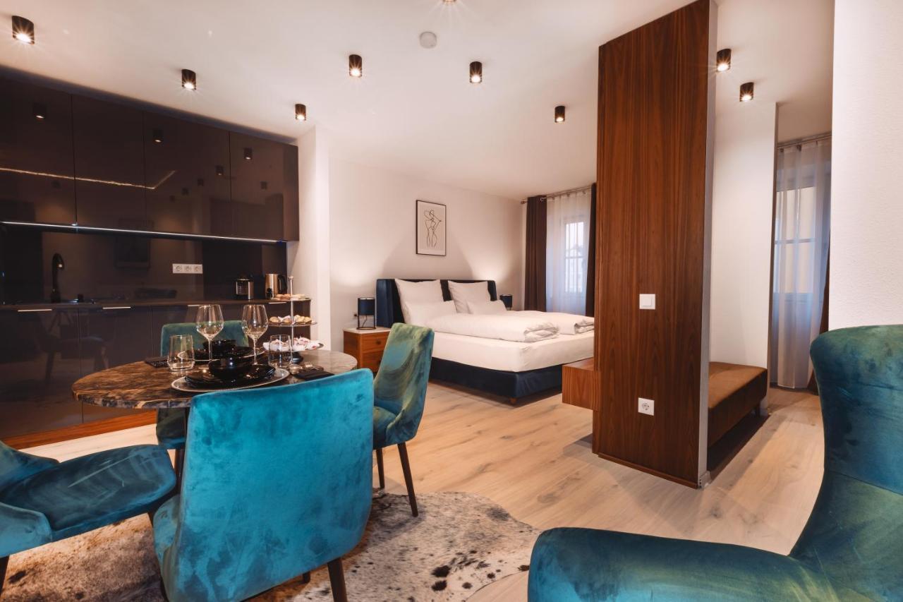 Loft Suite Im Modernen Style In シェルディング エクステリア 写真